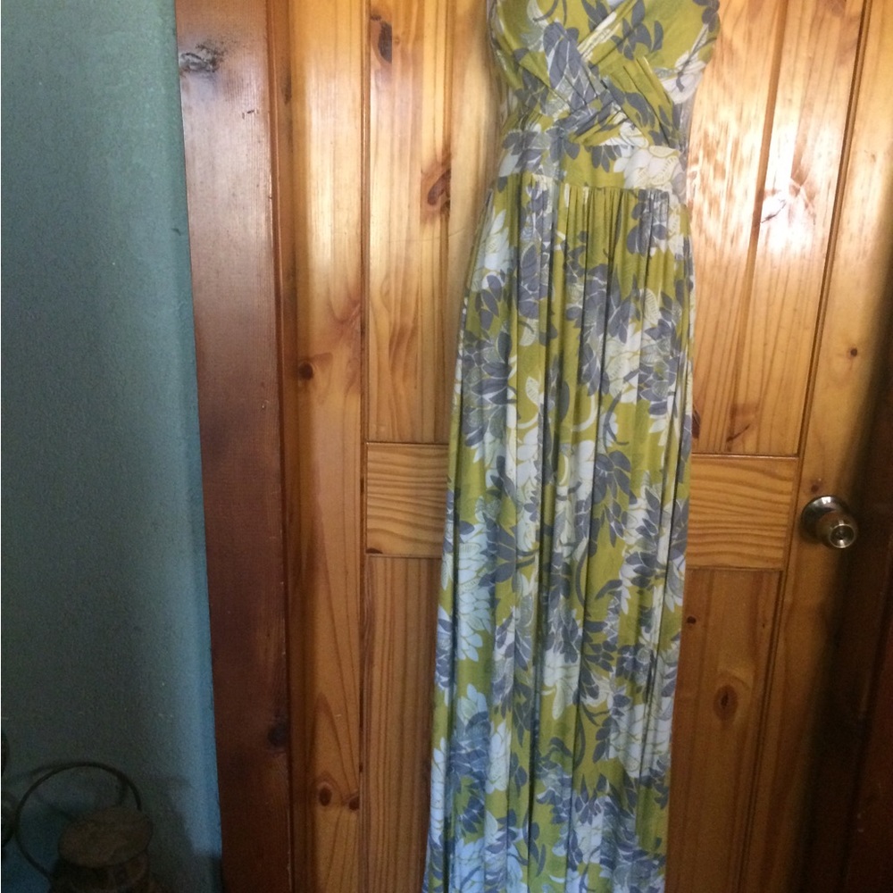 New York & Company Maxi Dress - Picture 2 of 11